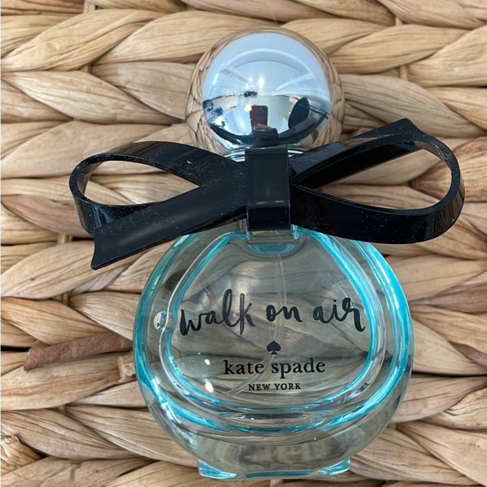 Kate Spade Walk on Air perfume